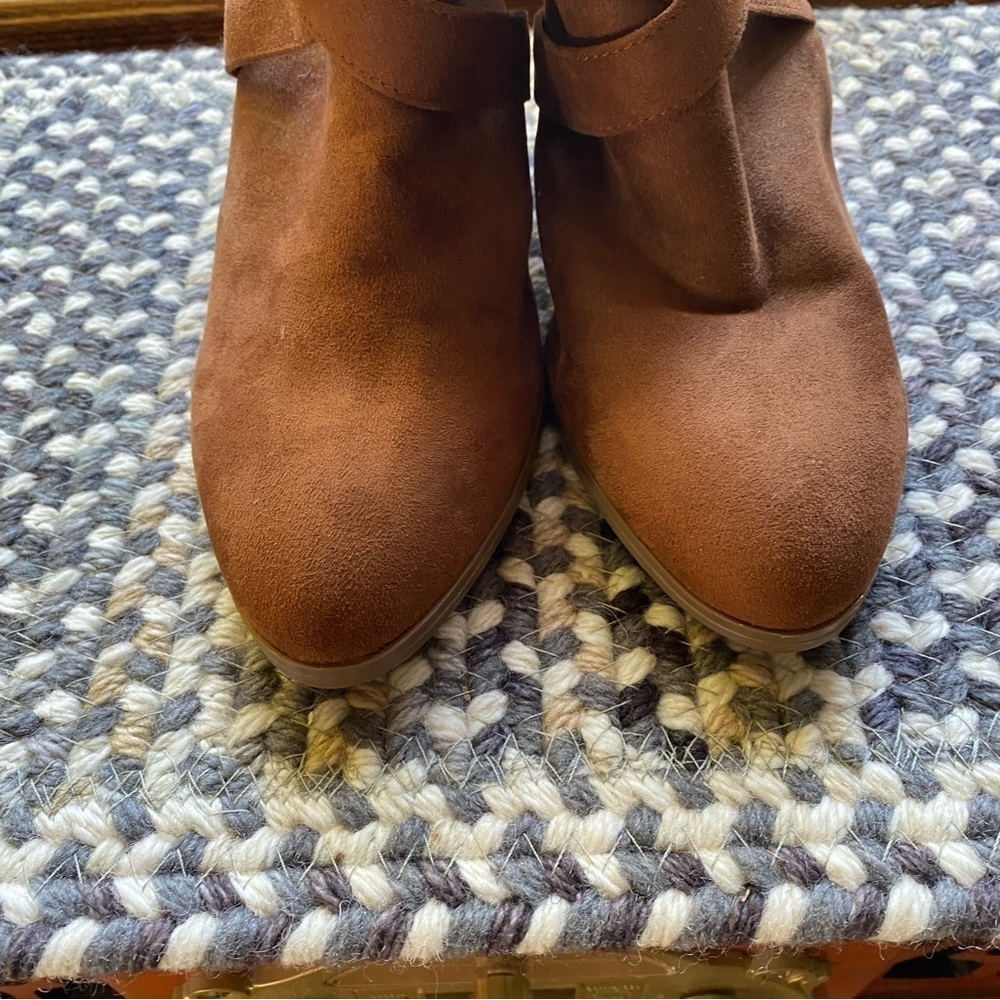 NWOT Brown suede look short boots - Picture 7 of 9